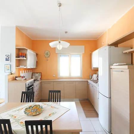 Apartment Via Del Tritone *